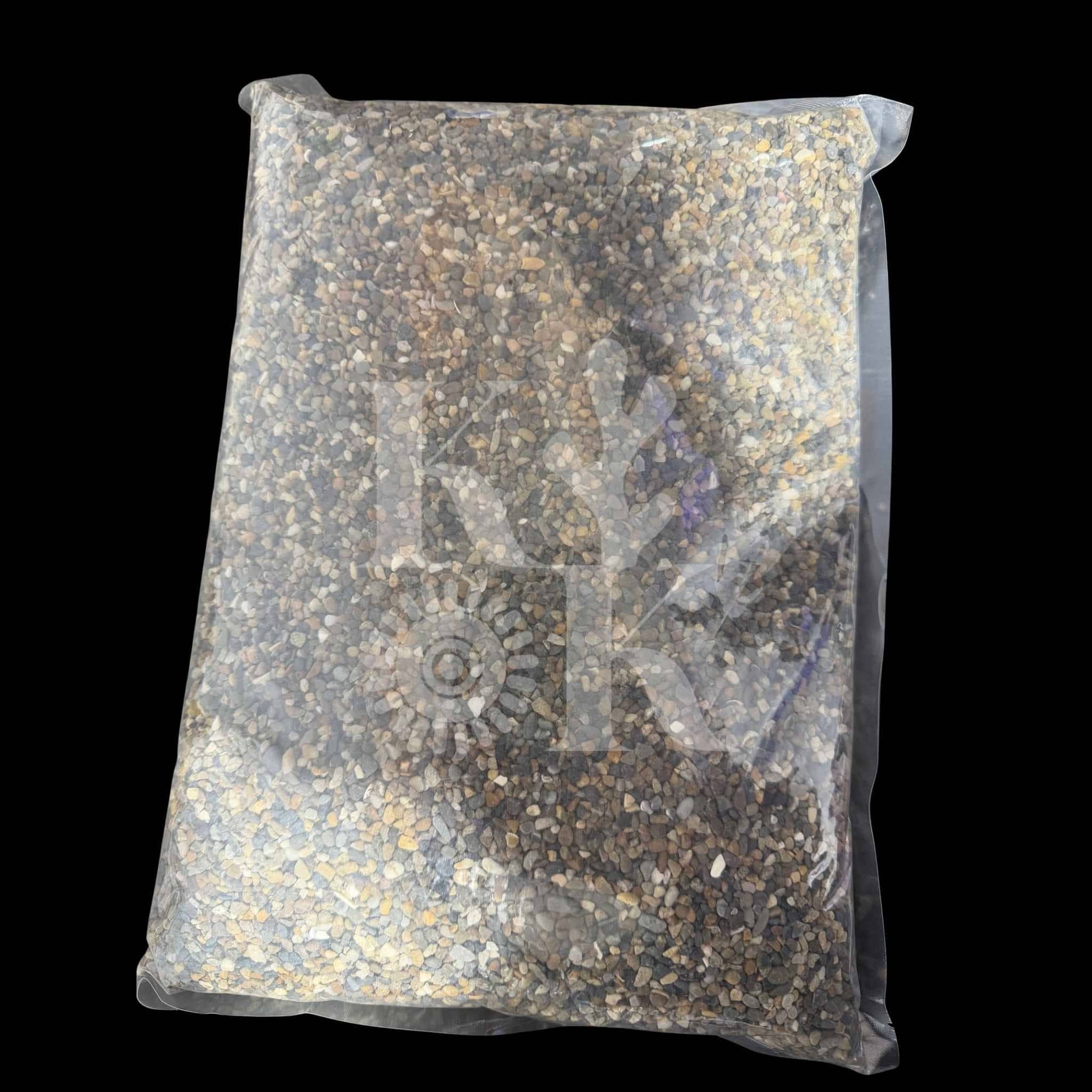 Golden Tree Creek premium aquarium gravel 2-4mm 4kg — product bag